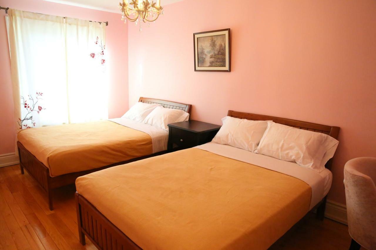 Ya Hua Pei Hotel โตรอนโต ภายนอก รูปภาพ